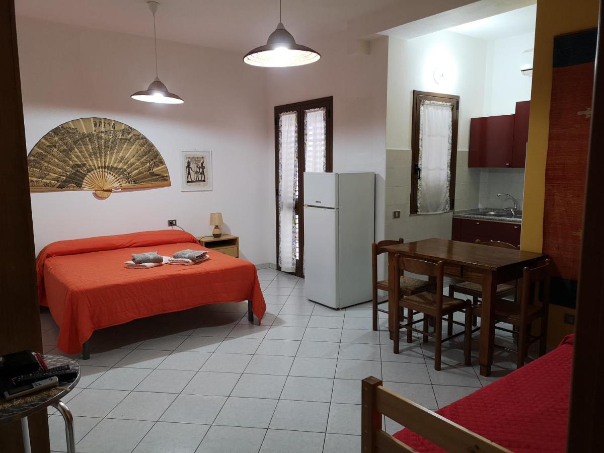 Casa Vacanze Rose E Fiori Sardegna 산 비토 외부 사진