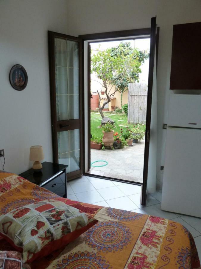 Casa Vacanze Rose E Fiori Sardegna 산 비토 외부 사진