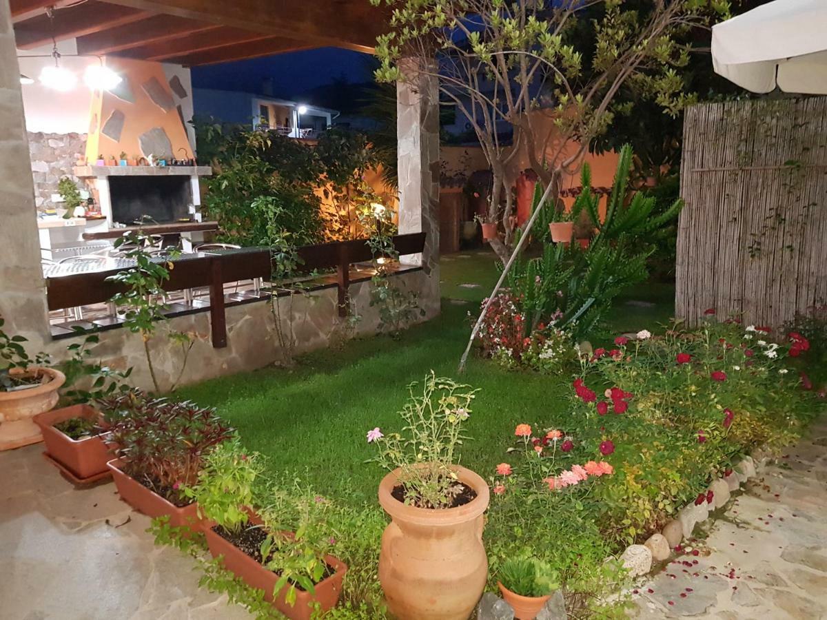 Casa Vacanze Rose E Fiori Sardegna 산 비토 외부 사진